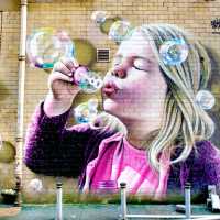 Explore the Vibrant Mural Art & Graffiti in Glasgow 🎨✨