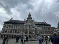 Discovering Antwerp + Hidden Foodie Gem: Noung Inle!