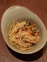 London | Newly-opened Chinese restaurant near Victoria Station