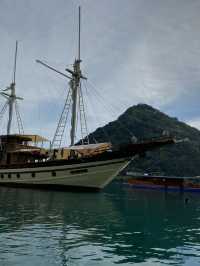 Paradise to discover around: Ayana Komodo Resort 