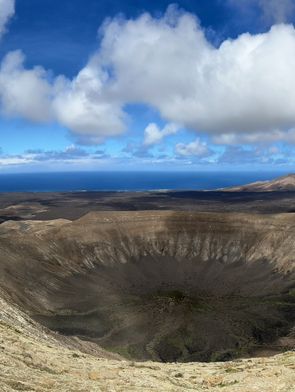 Hiking Caldera Blanca: Reviewing Epic Crater Trek in Lanzarote