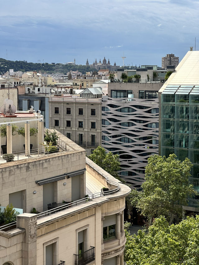 Barcelona’s Modernist Marvels: Review of La Pedrera Barcelona’s Modernist Marvels: Review of La Pedrera