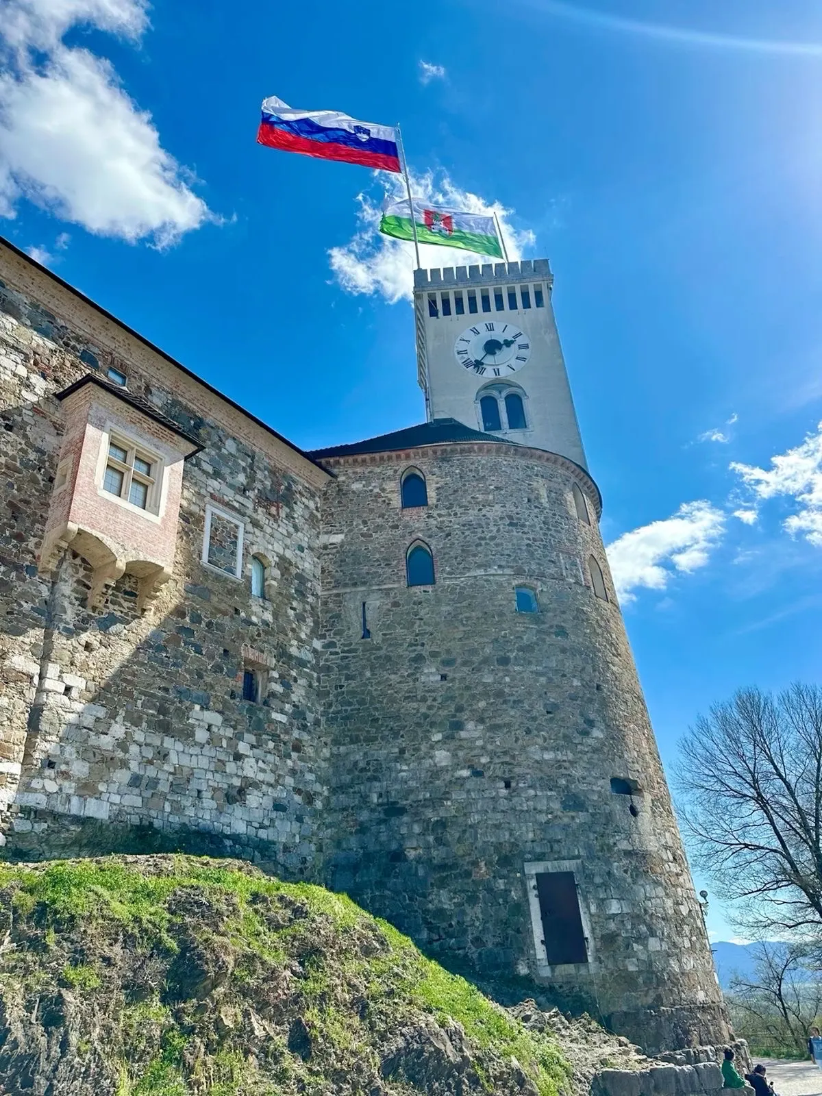 The Day I Dared to Escape the Castle Crowds and Found the Quiet Soul of Ljubljana 🇸🇮🐉 