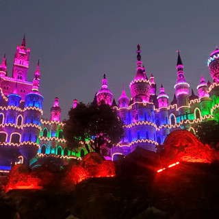 Must-See Dream Castle: Huasheng Yuan 