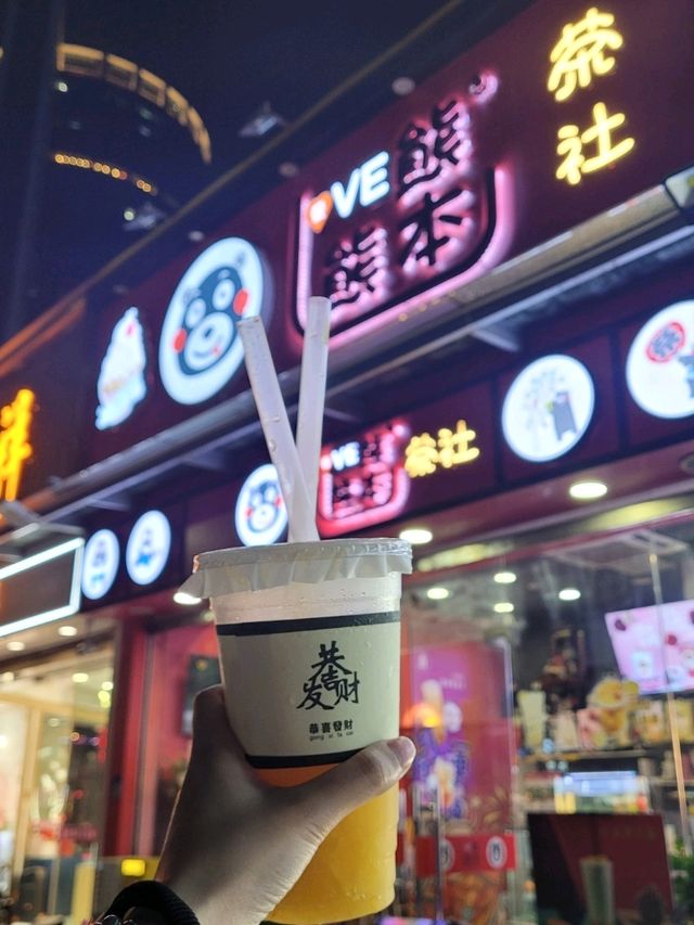 佛山祖廟站▪︎一出超近的幾個商場-隨意一個方向都有