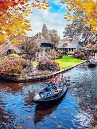 The most beautiful spring in the world is in the Netherlands.