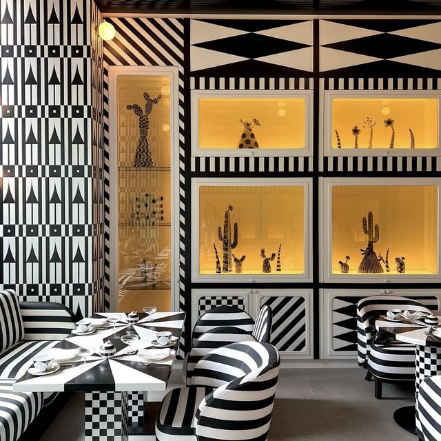 Monochrome Magic Afternoon Tea @ Tease 