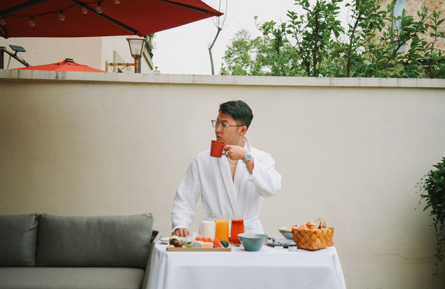 回國第一件事！睡酒店-成都