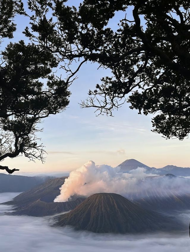 日落bromo火山