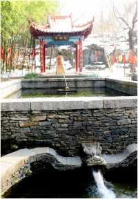 《雪後出遊竹泉村》