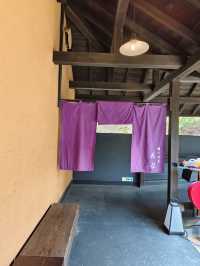 在藍天白雲下泡溫泉是怎樣體驗（日本泡溫泉攻略及注意事項）