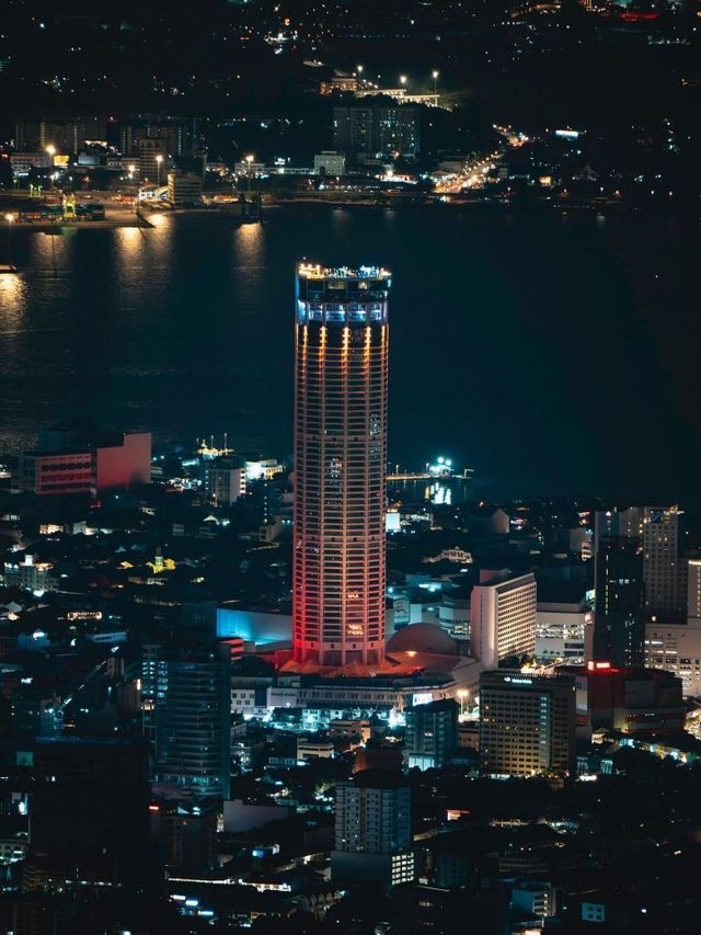 🌃 Nighttime Magic with Nikon in Penang 📸