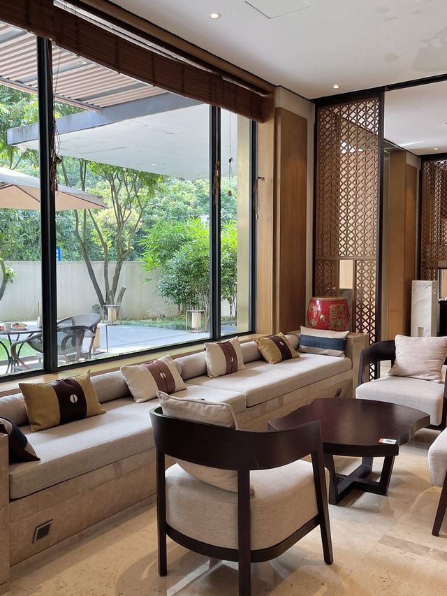 在陽朔住到中式園林酒店,看公路青山 在陽朔住到中式園林酒店,看公路青山