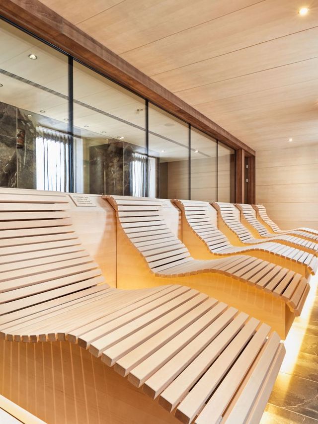 🌟 Leipzig's Luxe Lodging: Hyperion Hotel Highlights 🌟