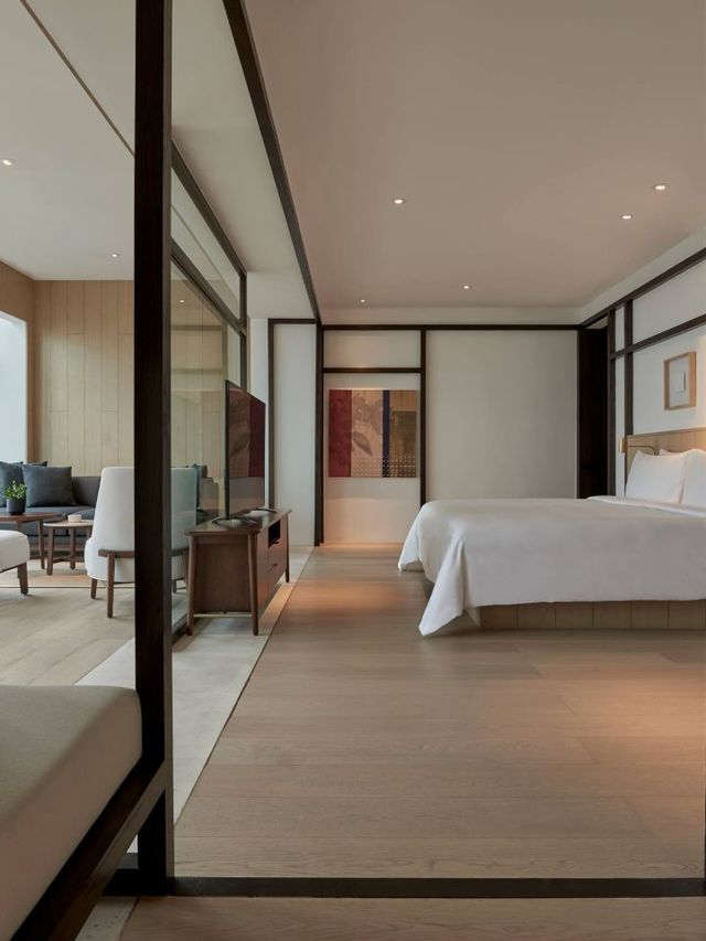 🌟 Kuala Lumpur's Eco-Luxury Escape 🍃✨