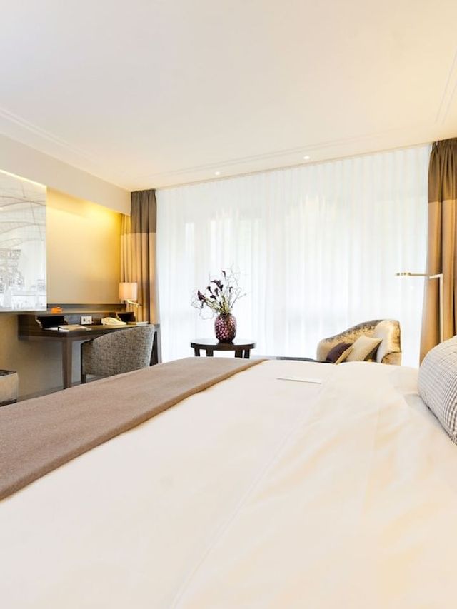 🌟 Munich Must-Stay: Pullman's Perfect Balance! 🏨✨