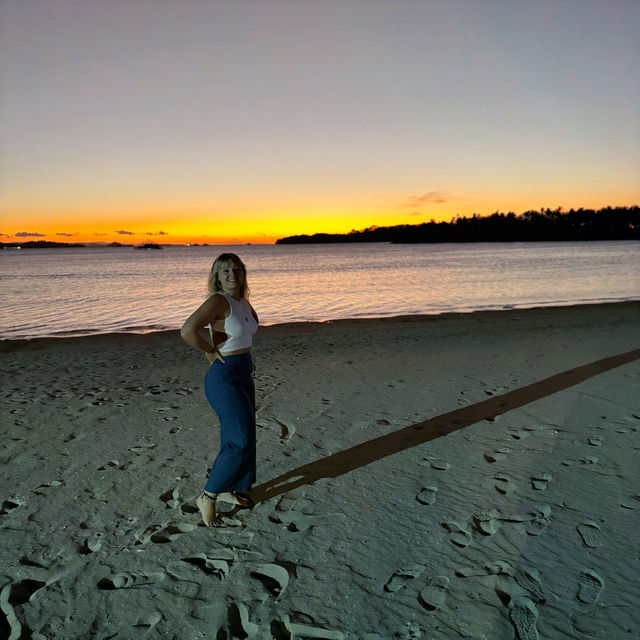 Summer lovin’ sunset in Gili Sudak 🌅 