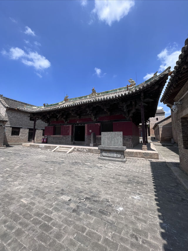 再遊崇明寺。