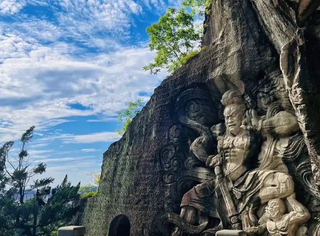 The No. 1 Stone Carved Buddha in Jiangnan.