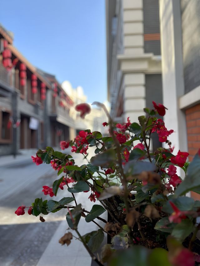 穿越民國風情，通化龍興里文旅小鎮的浪漫之旅。