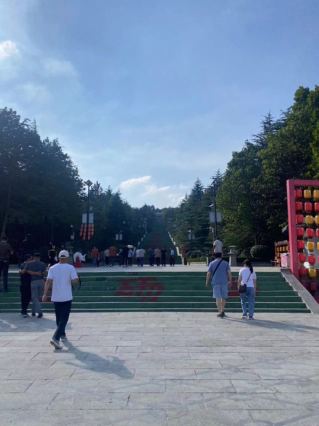 探秘商丘梁王陵，領略西漢風華。