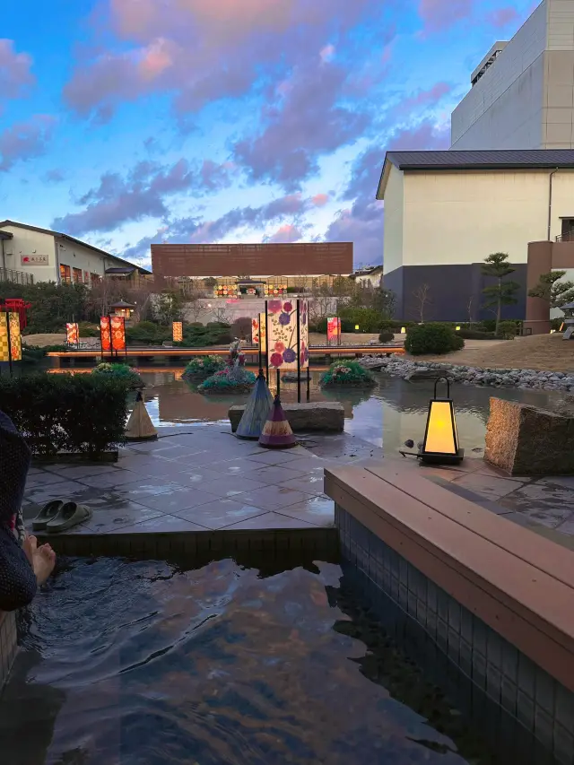 不去泡溫泉嗎你會愛上那裡的。