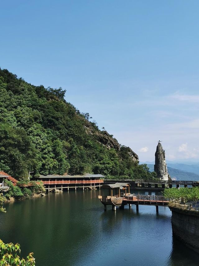 雲門山百米瀑布