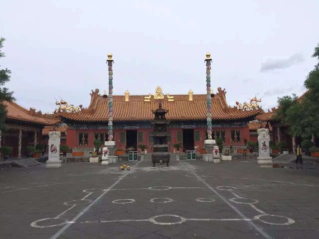 草原盟主成吉思汗究竟在何入土