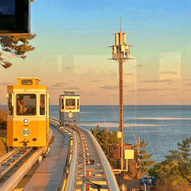 總要去一次釜山！坐海邊日落膠囊小火車~