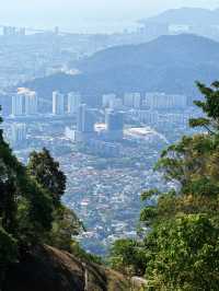 景點地址：檳城升旗山 升旗山森林公園 檳城極樂寺