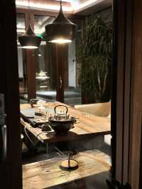 麗江｜古城寬上享侘寂風酒店