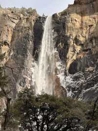 📍Bridalveil Falls - A Natural Wonder, The Sheer Force Of Water 🏞️