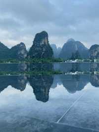 陽朔之窗：夏日山水畫中的夢幻之旅