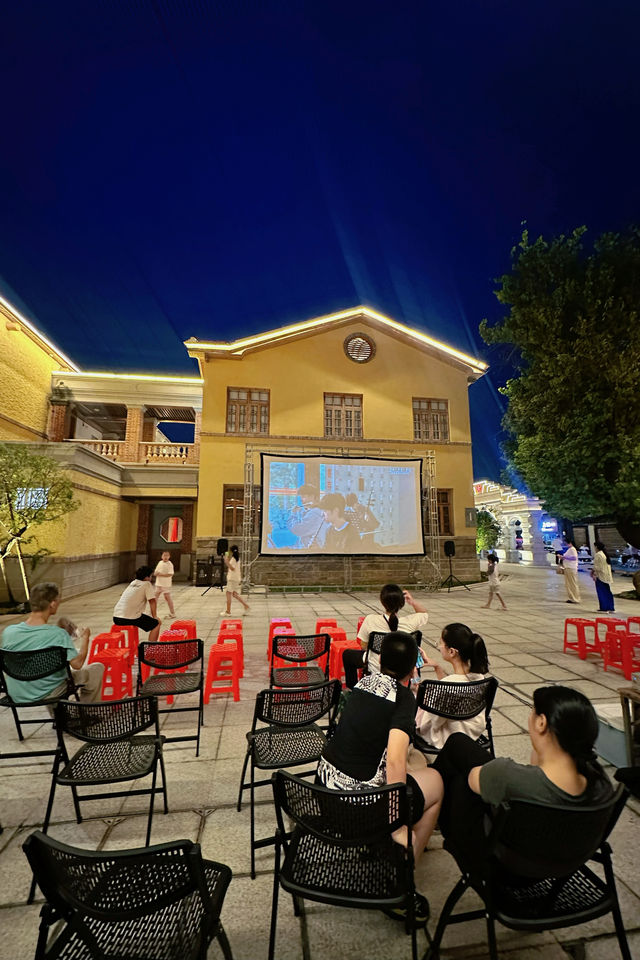 泉州古城夜遊呢度!人少景靚仲好影~ 泉州古城夜遊呢度!人少景靚仲好影~