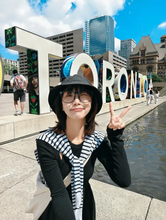 Toronto Citywalk Guide: One Route to Check Off All the Highlights