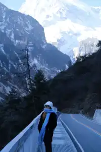 11月底，週末去海螺溝泡個溫泉