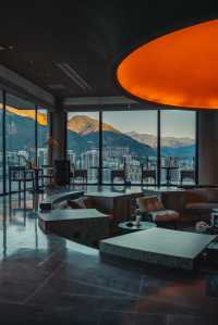 即將新開！推開窗就是高黎貢山！睡在怒江大峽谷懸崖上的酒店