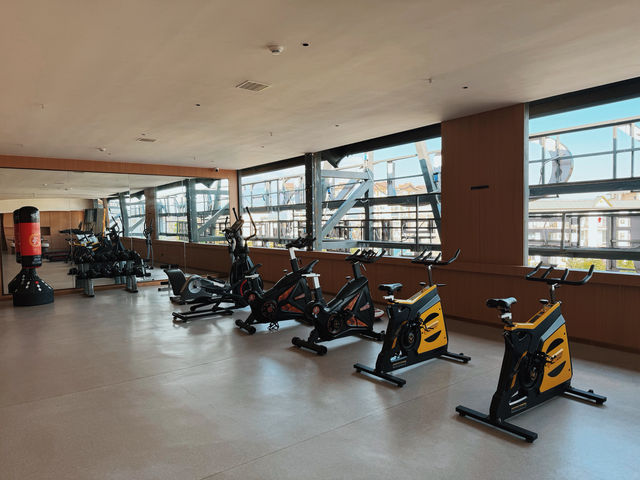 版納 | 在機場附近住進南洋風情酒店 從機場打車10分鐘左右就到,剛好晚上的飛機就不用舟車勞頓了。 版納 | 在機場附近住進南洋風情酒店 從機場打車10分鐘左右就到,剛好晚上的飛機就不用舟車勞頓了。