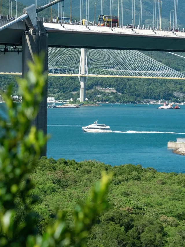 比起堅尼地城,我更愛這個海邊彩色小鎮…. 比起堅尼地城,我更愛這個海邊彩色小鎮….