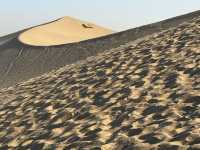 敦煌月牙泉|鳴沙山環抱的沙漠新月