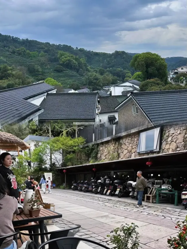 Hangzhou's Most Enchanting Secret Spot! Few People, Beautiful Scenery, and Free to Visit • Jiuxi Eighteen Streams, Every Step a Healing View