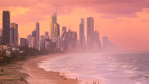 Pantai Paling Chill di Australia! Sembuhin Semua Rasa Capek. — traveler post in Main Beach