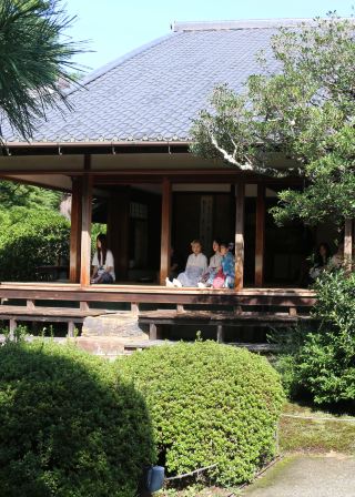 วัดโชเรนอินในเกียวโต: วัดโบราณนิกายเทนไดที่มีประวัติศาสตร์อันยาวนานและมีความสัมพันธ์อันลึกซึ้งกับราชวงศ์ญี่ปุ่น