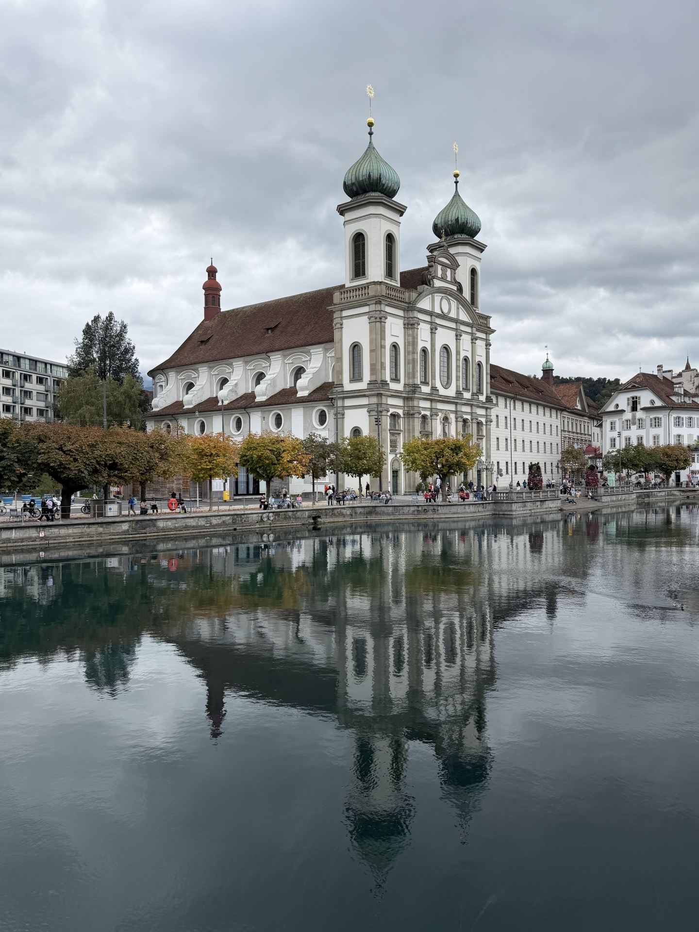 4-Day France, Italy, and Switzerland Trip: A Fun Guide for 4,000 per Person