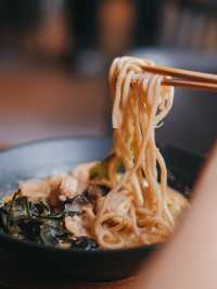 【#旺角美食：拉麵甜品時間🍜✨】