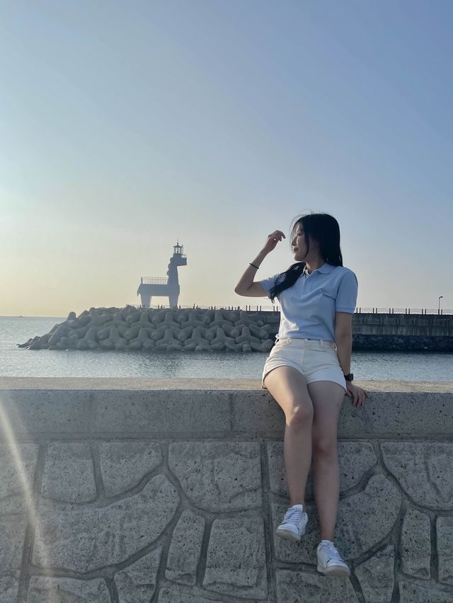 그림 같은 노을과 귀여운 목마등대🐴가 반겨주는 이호테우 해변🌊