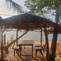 ครัวริมพาน ร้านลับวิวสะพานสารสิน