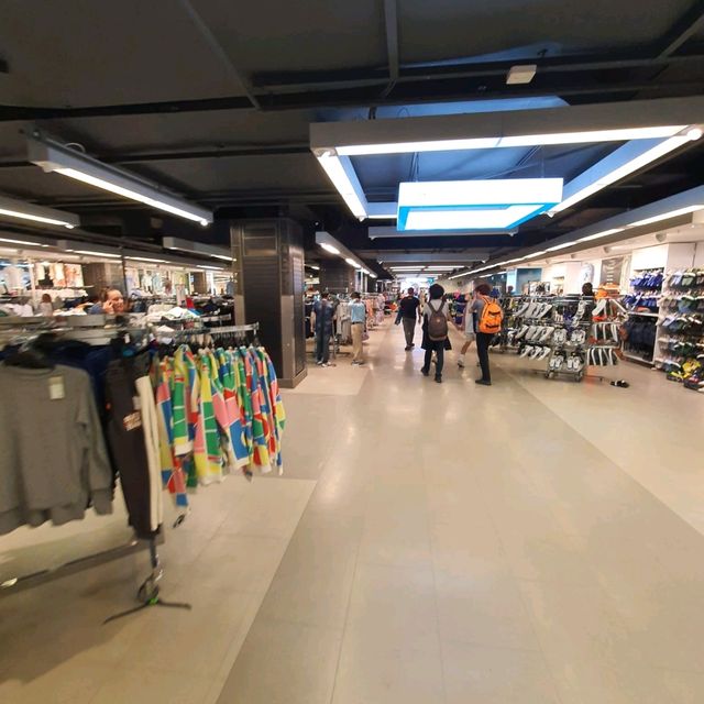 Shopping Time In Manchester 🛍