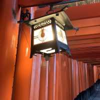 伏見稲荷千本鳥居を四ツ辻まで散歩