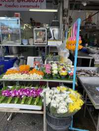 ตลาดห้วยขวาง
